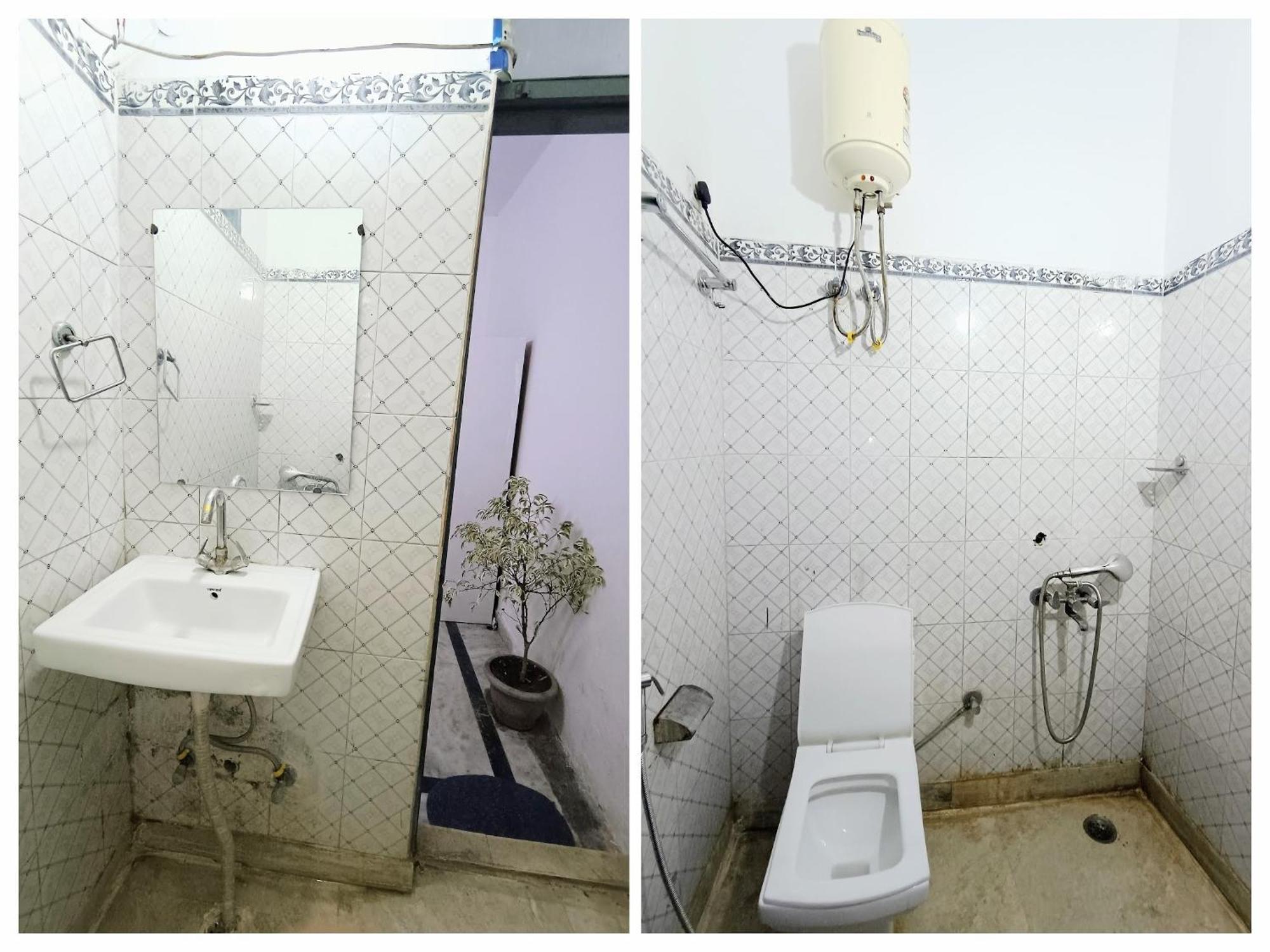 Hotel Hauz Khas Fort View New Delhi Exteriör bild